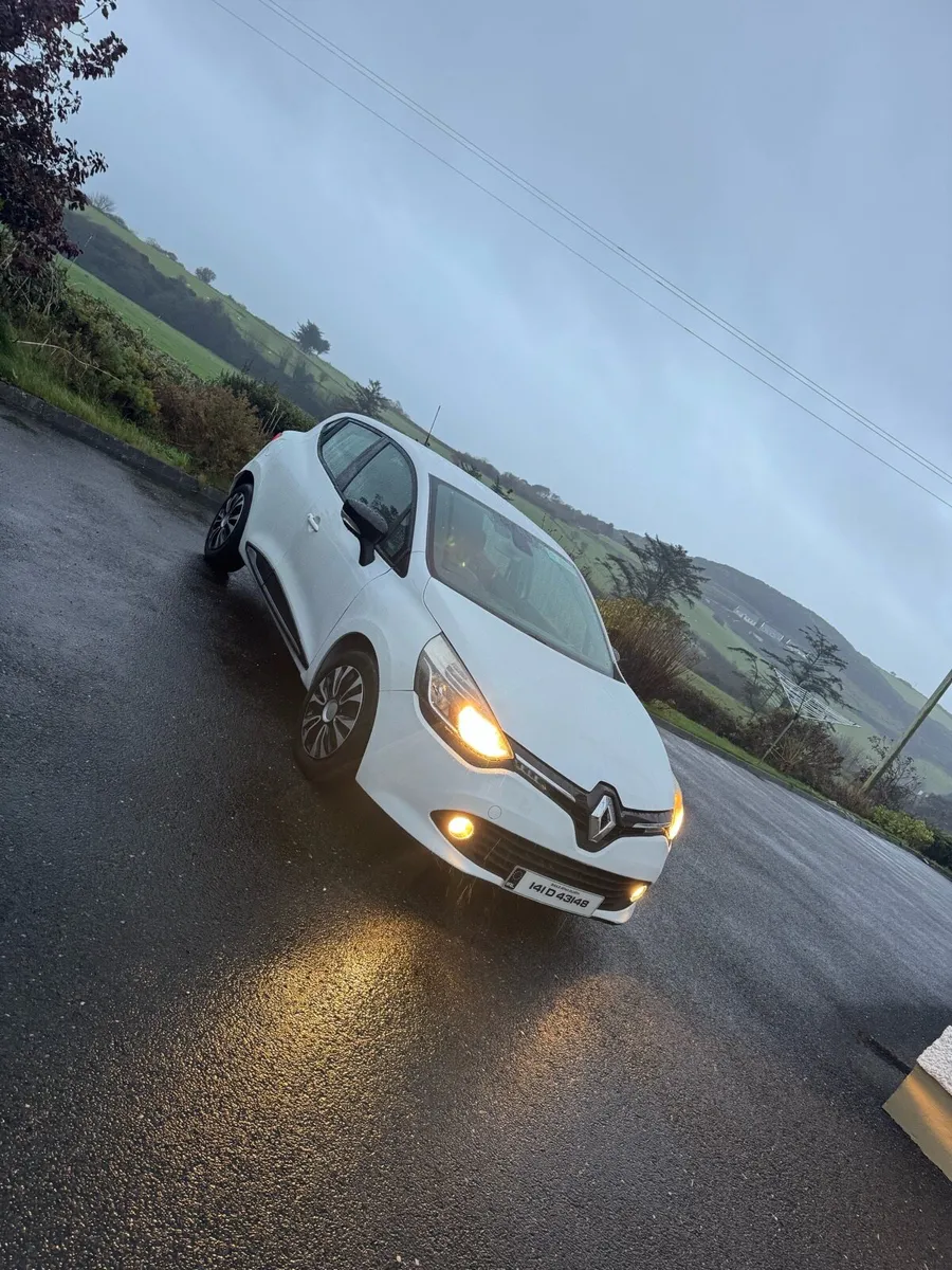 Renault Clio 1.5Diesel - Image 2
