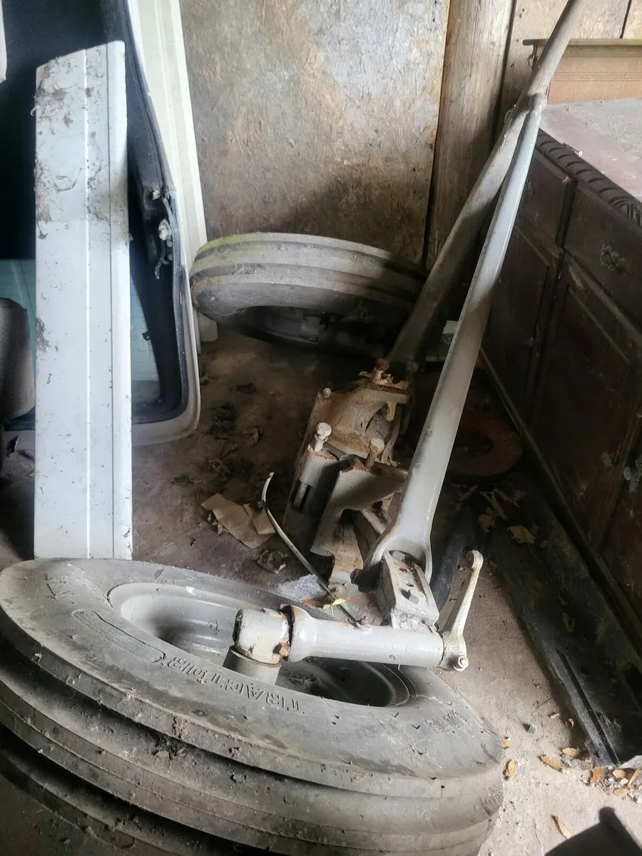 Massey Ferguson - Image 2