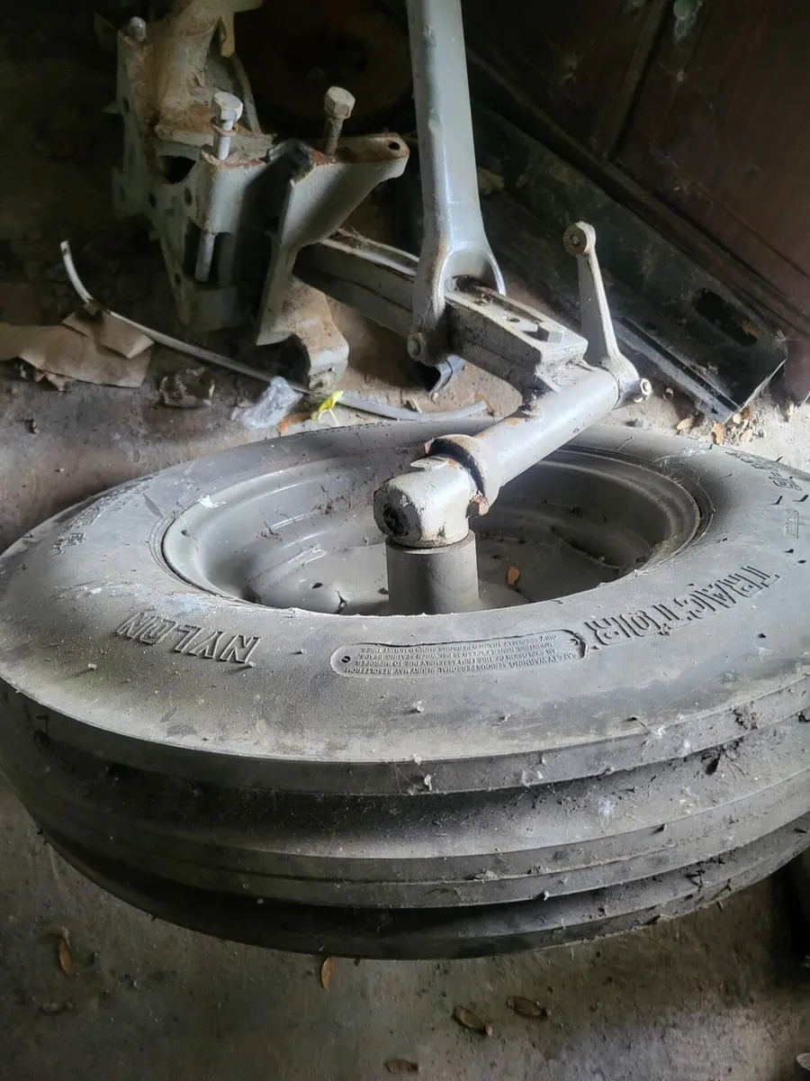 Massey Ferguson - Image 3