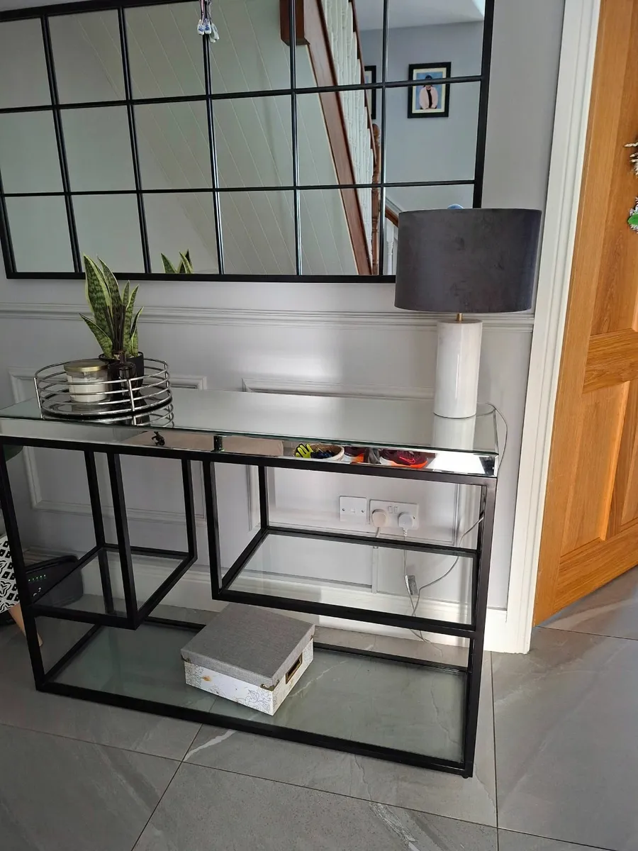 Console table and mirror - Image 4