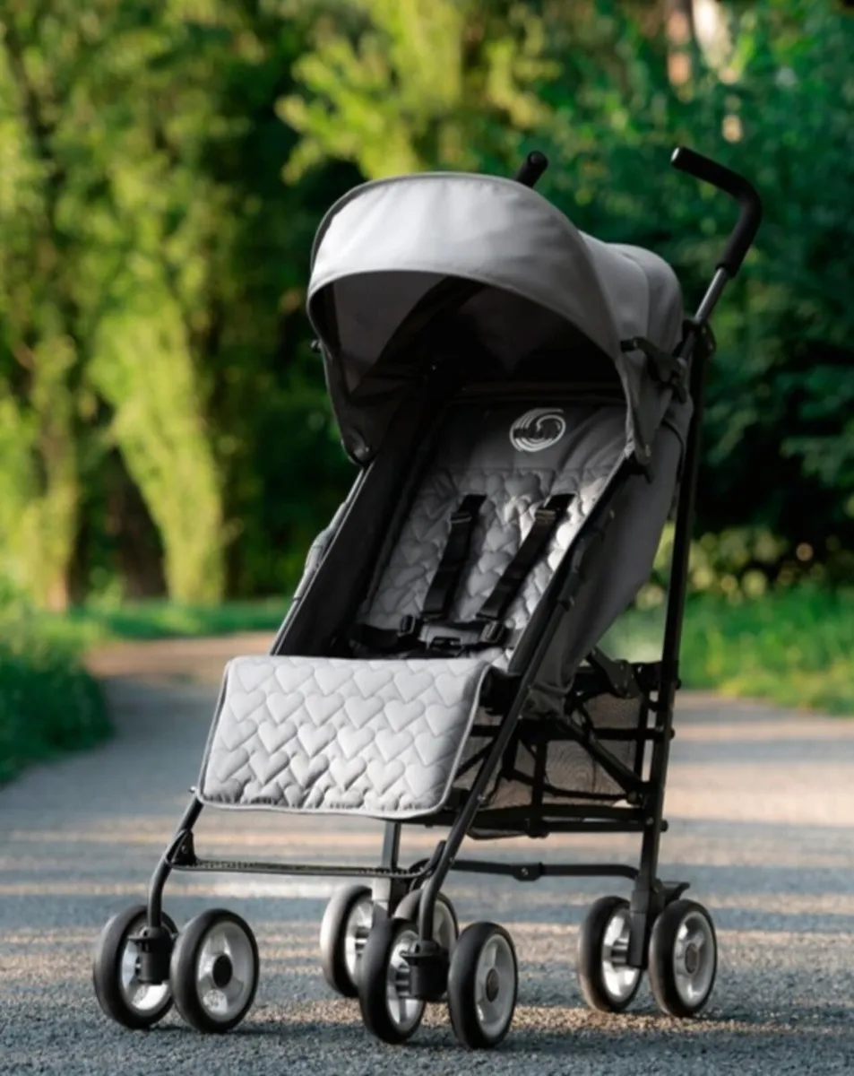 Lightweight buggy like brand new - Image 1