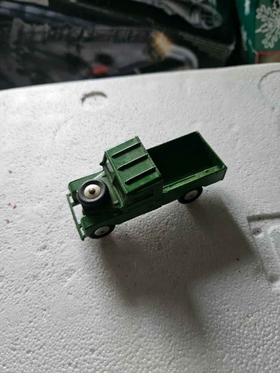 Corgi Landrover