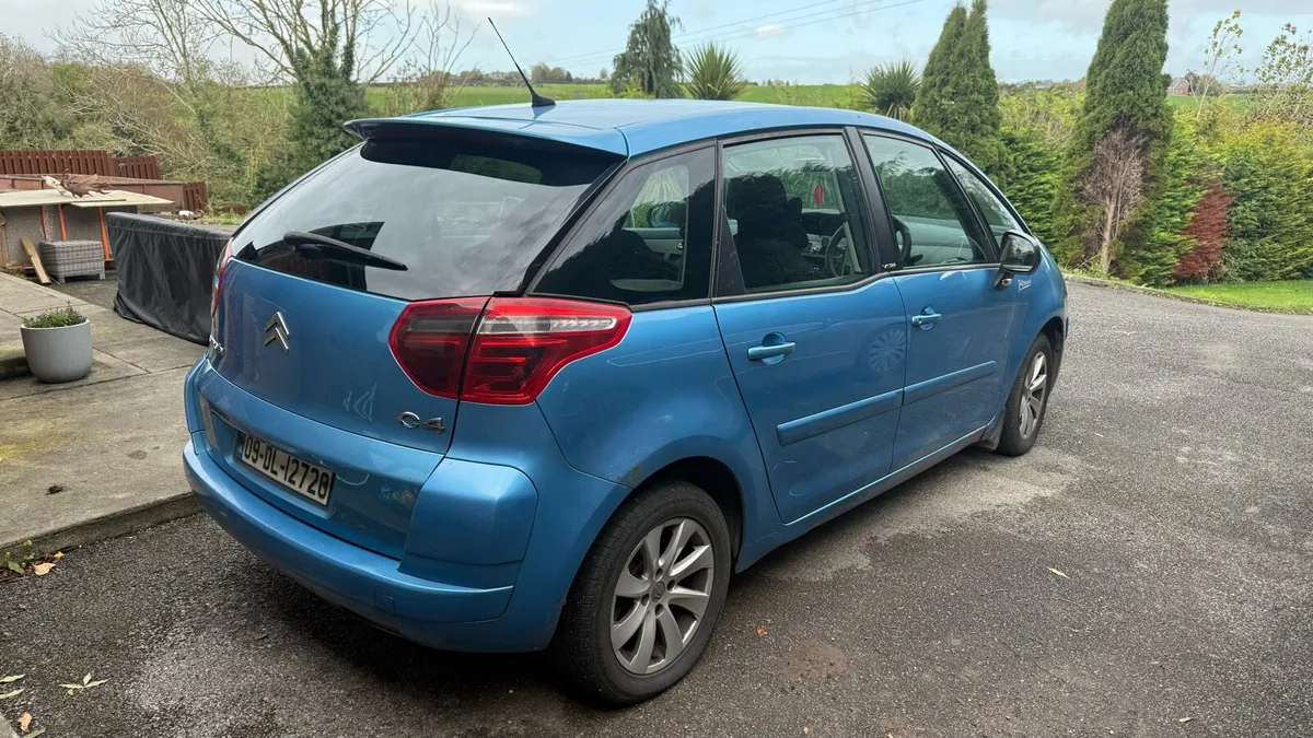 For sale: Citroën C4 Picasso - Image 2