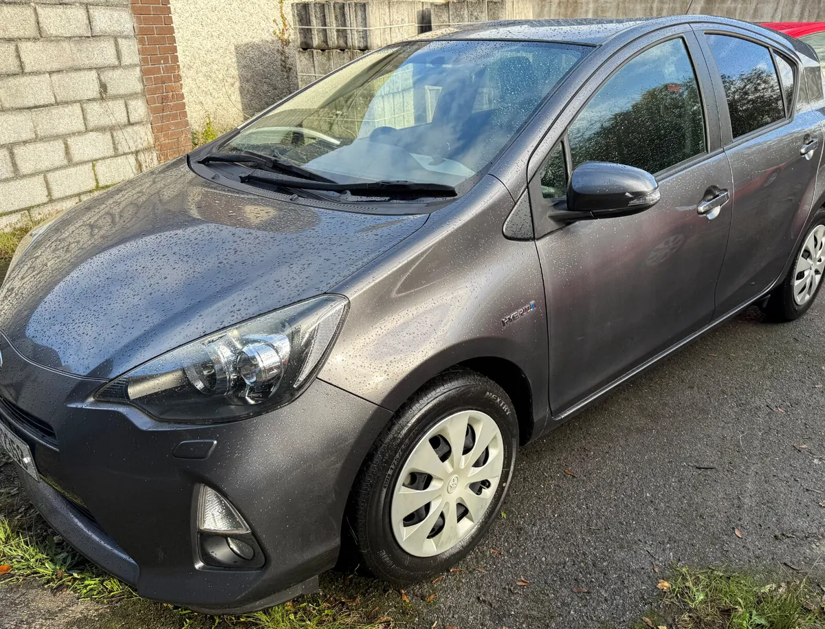 Toyota Aqua 2014/Hybrid/Automatic - Image 2
