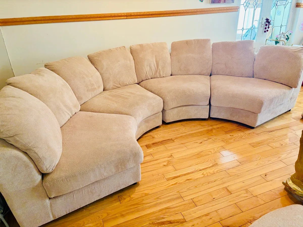 Beige sectional sofa - €120 - Image 1