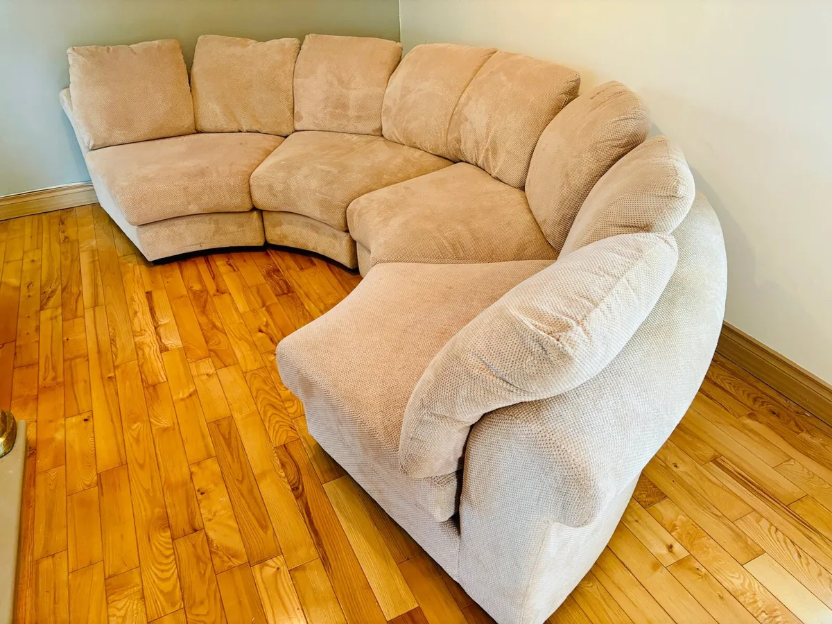Beige sectional sofa - €120 - Image 4