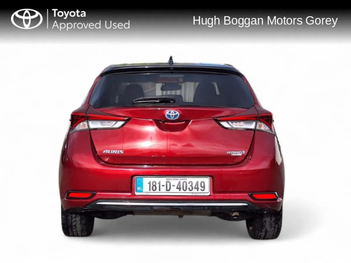 Toyota Auris Hybrid Luna Sport - Image 4