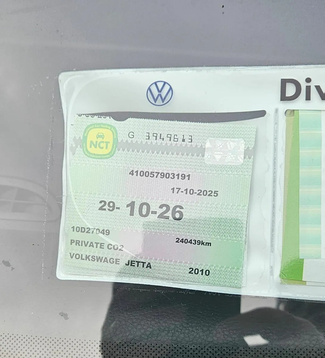 Volkswagen Jetta 2010 - Image 3