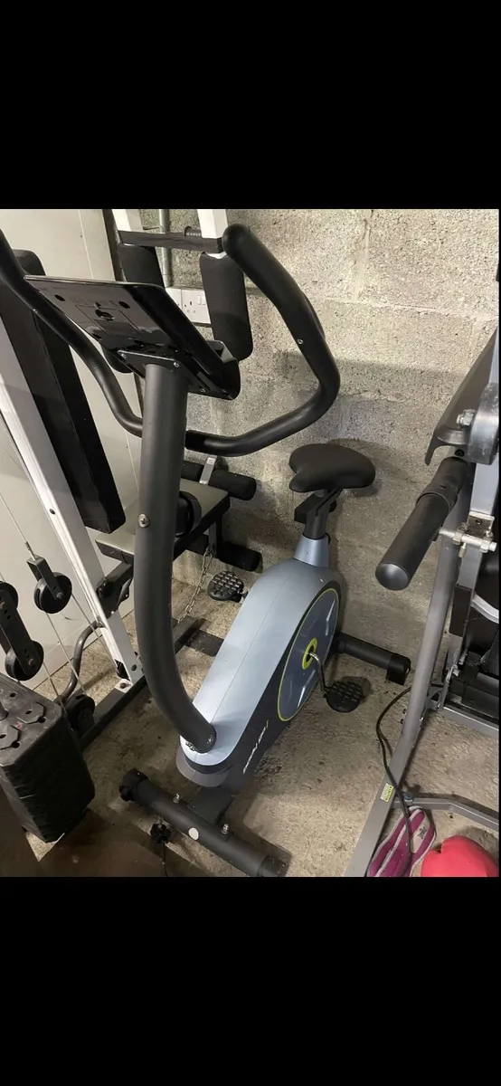 Gym equipment - Image 1
