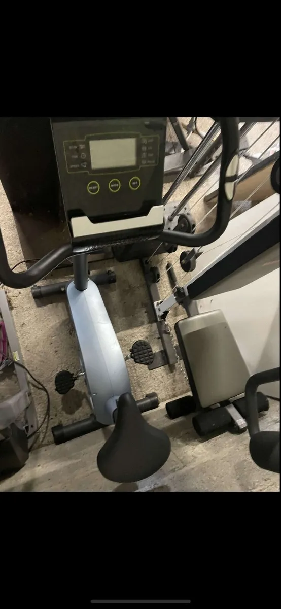Gym equipment - Image 2