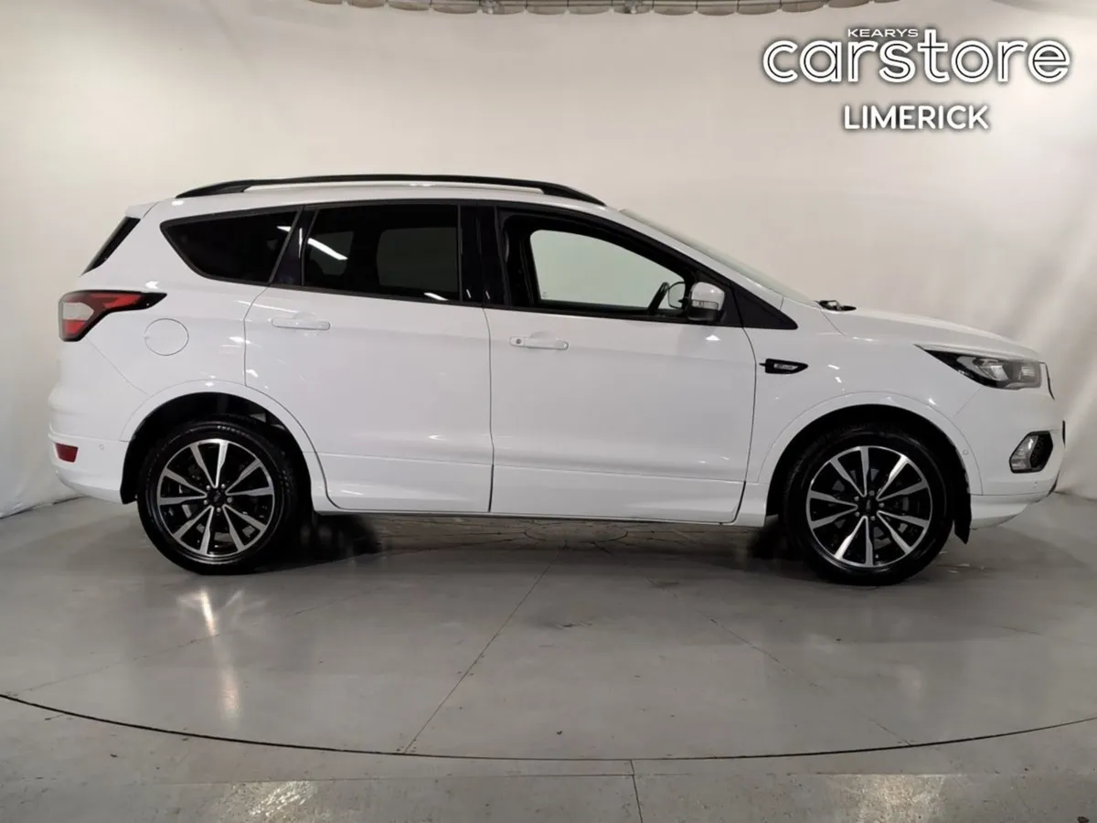 Ford Kuga 1.5tdci 120PS FWD St-line - Image 2