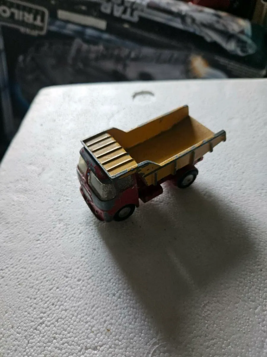 Corgi ERF Tipper Truck - Image 1