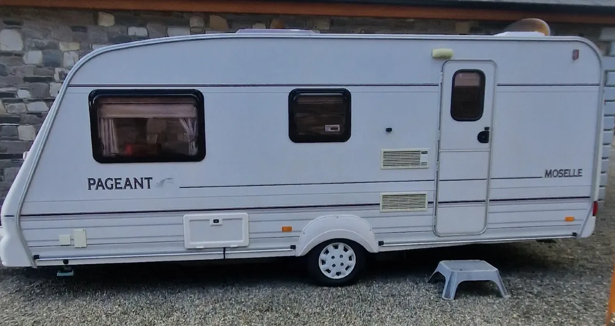 Bailey Pageant Moselle - Image 4