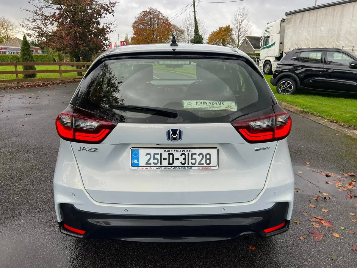 Honda Jazz Advance e:HEV 2025 - Image 4