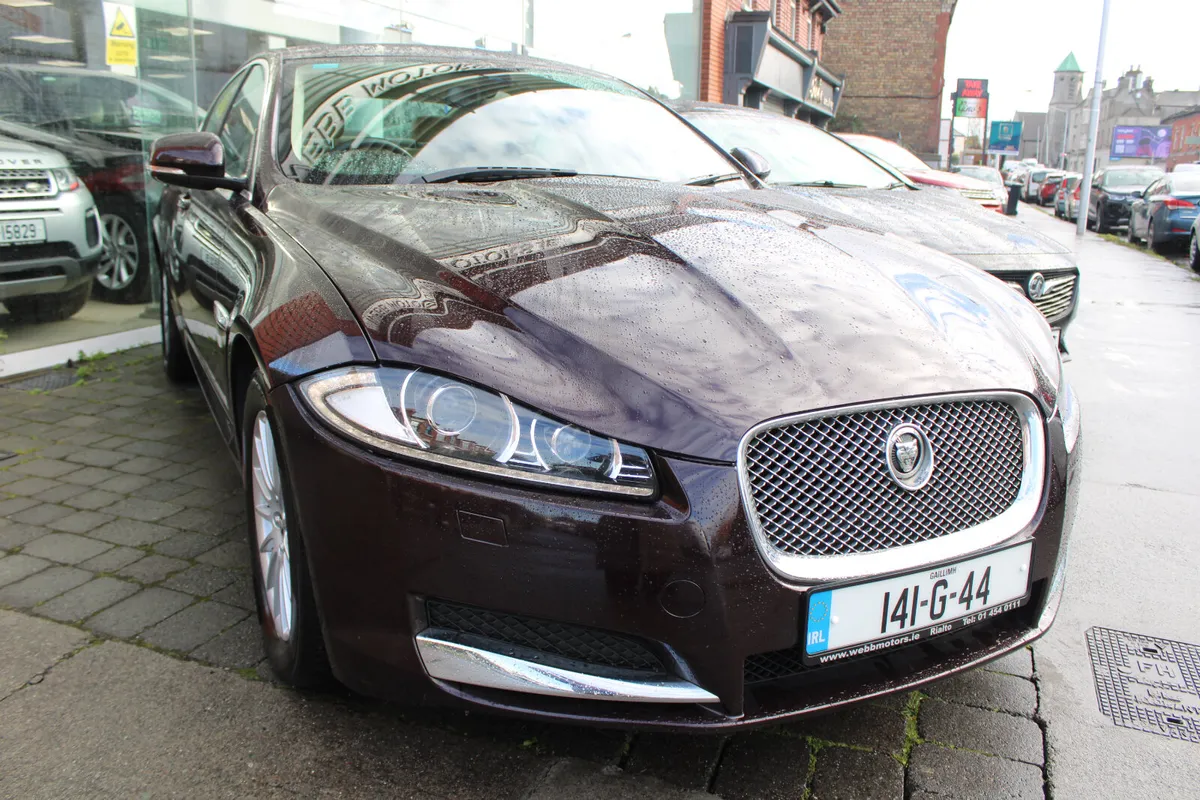 Jaguar XF 2.2 AUTO 2014 *1 OWNER* FULL HISTORY* - Image 1