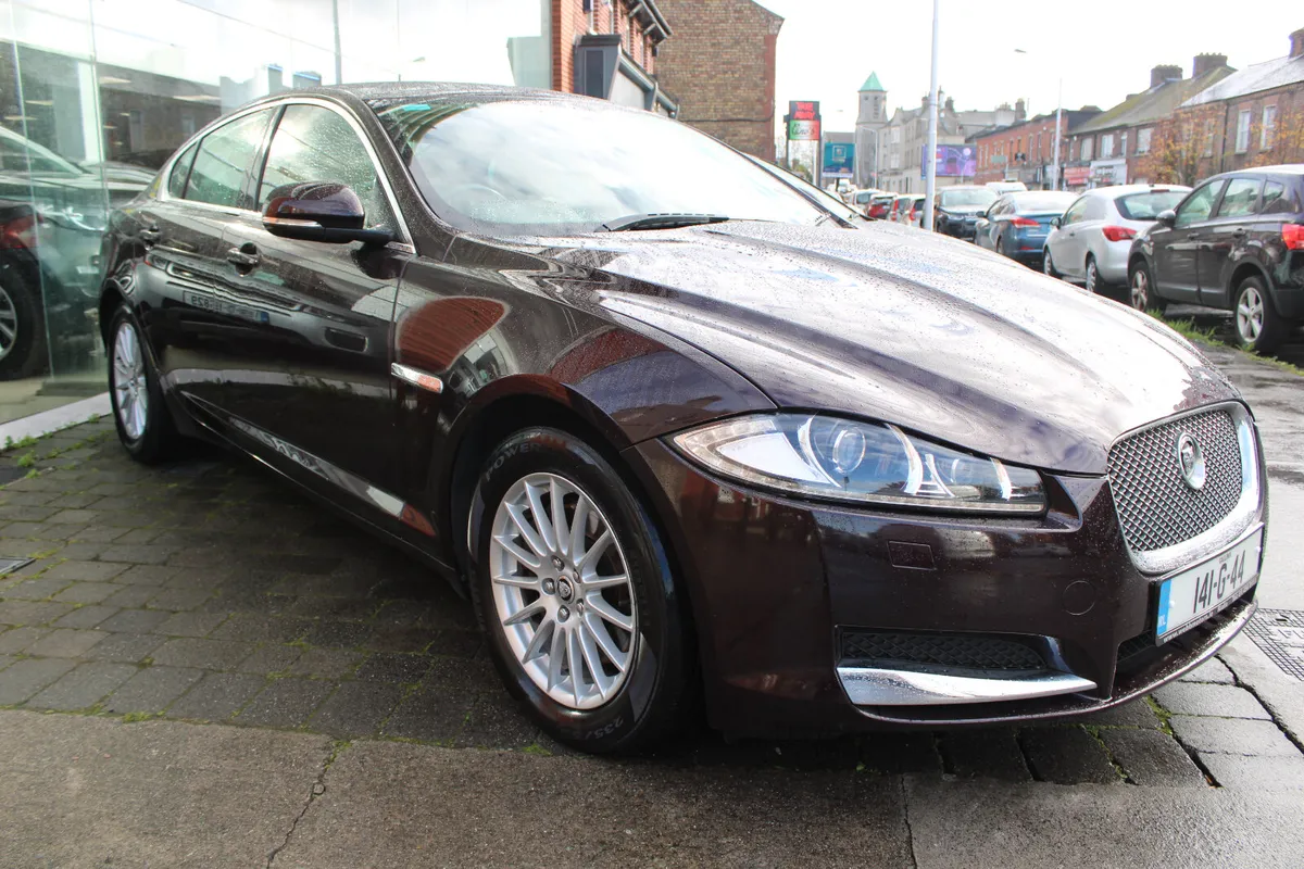 Jaguar XF 2.2 AUTO 2014 *1 OWNER* FULL HISTORY* - Image 2