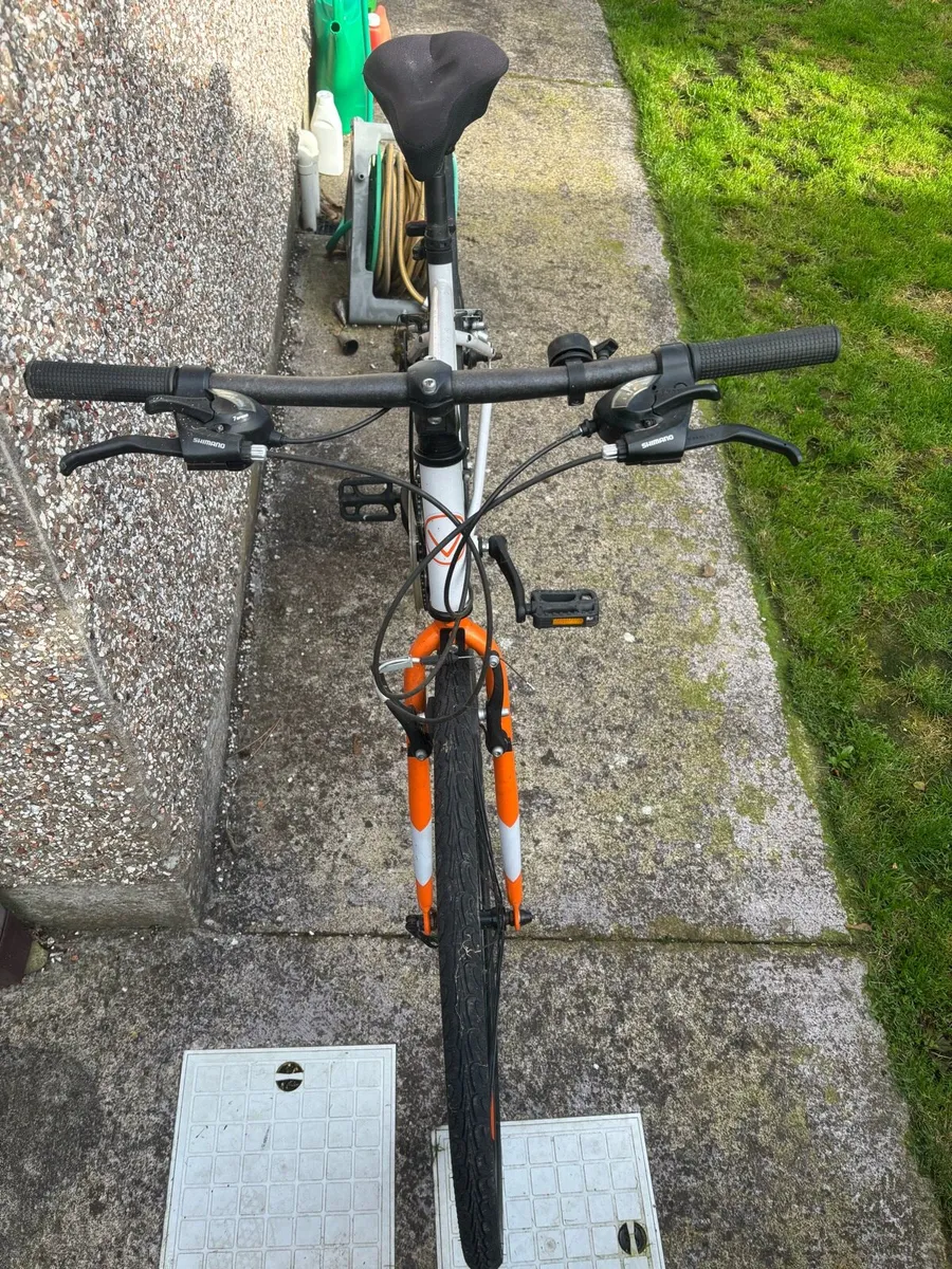 Viking Urban Hybrid Bike - Image 3