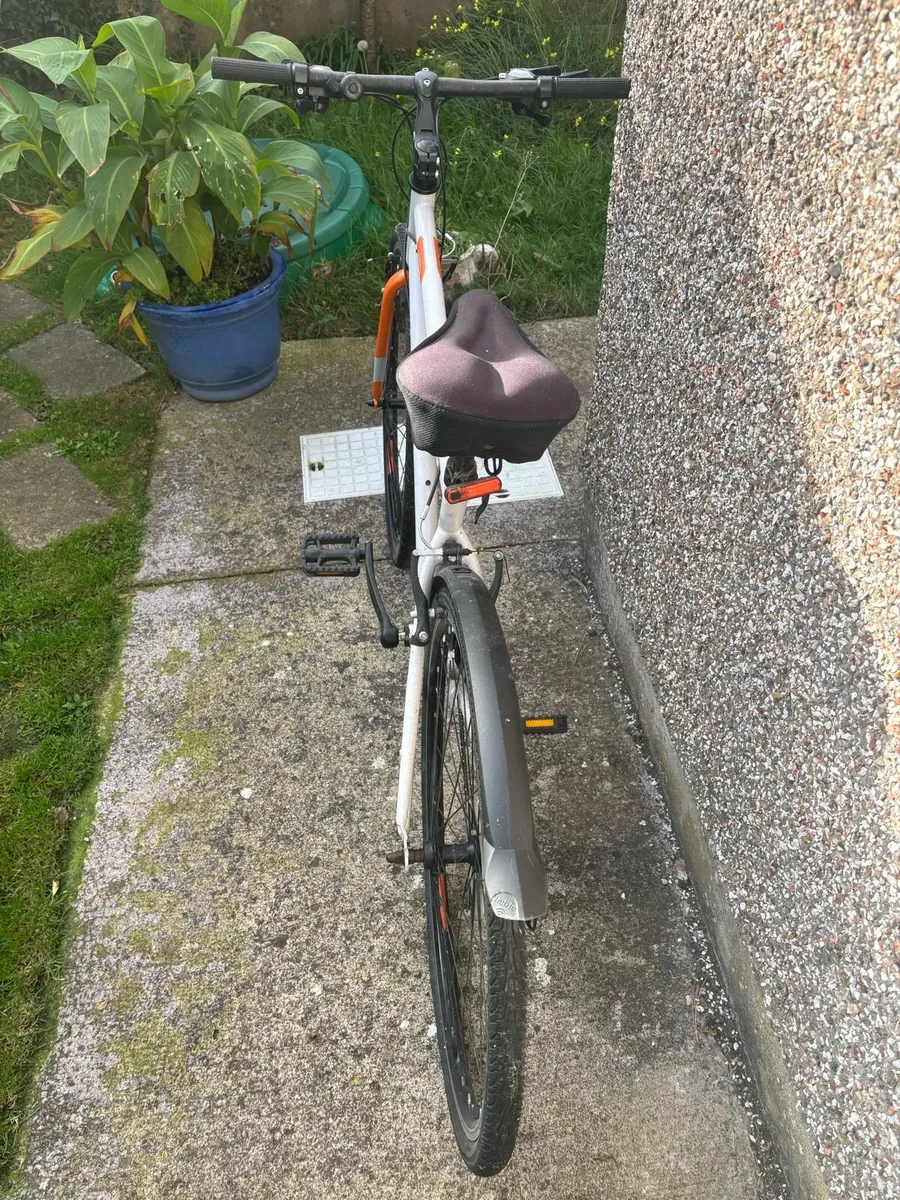 Viking Urban Hybrid Bike - Image 4