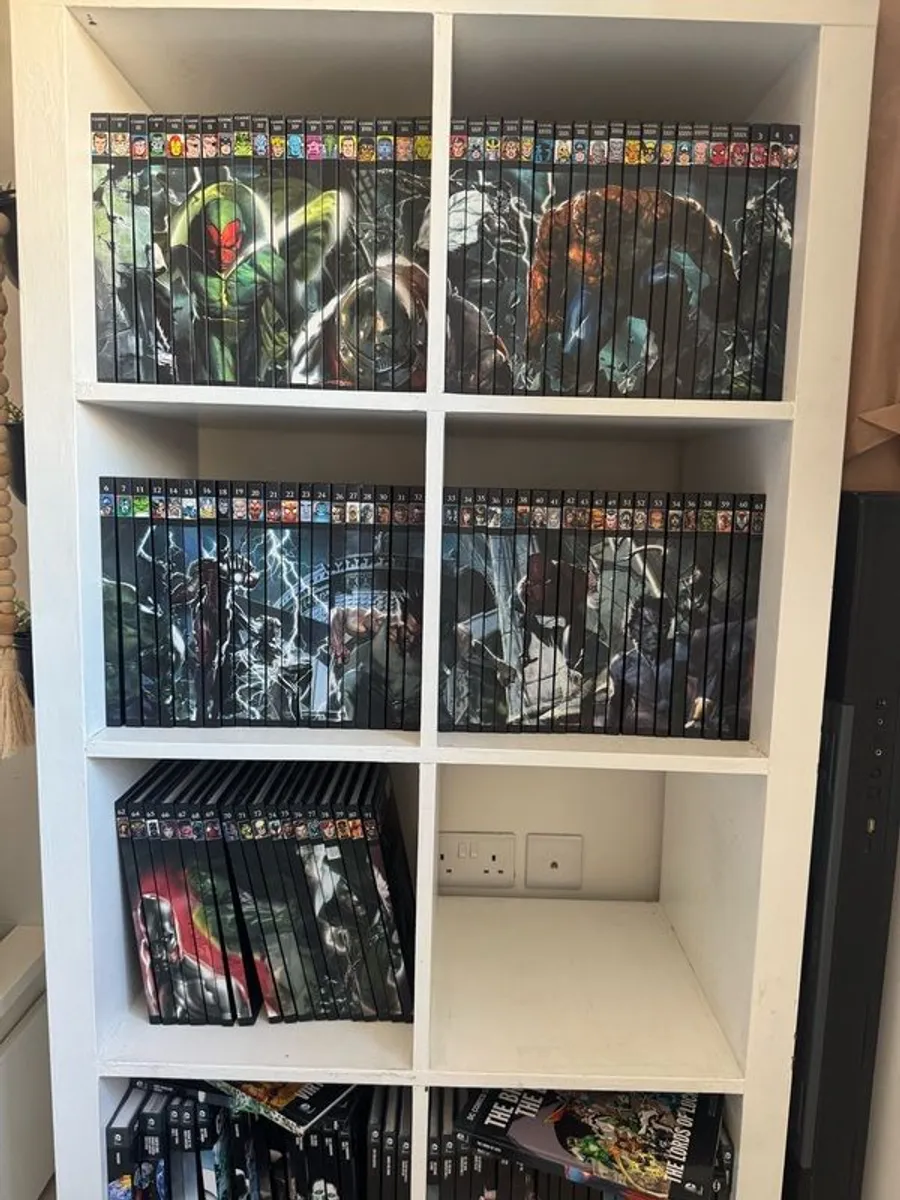 Marvel Ultimate Graphic Novel Collection - Image 1