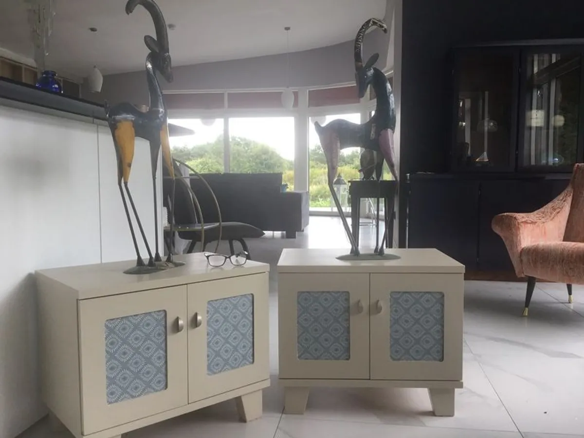 Cabinets pair - Image 1