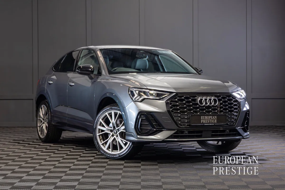 232 Audi Q3 45 TFSI-E S-Line - Image 1