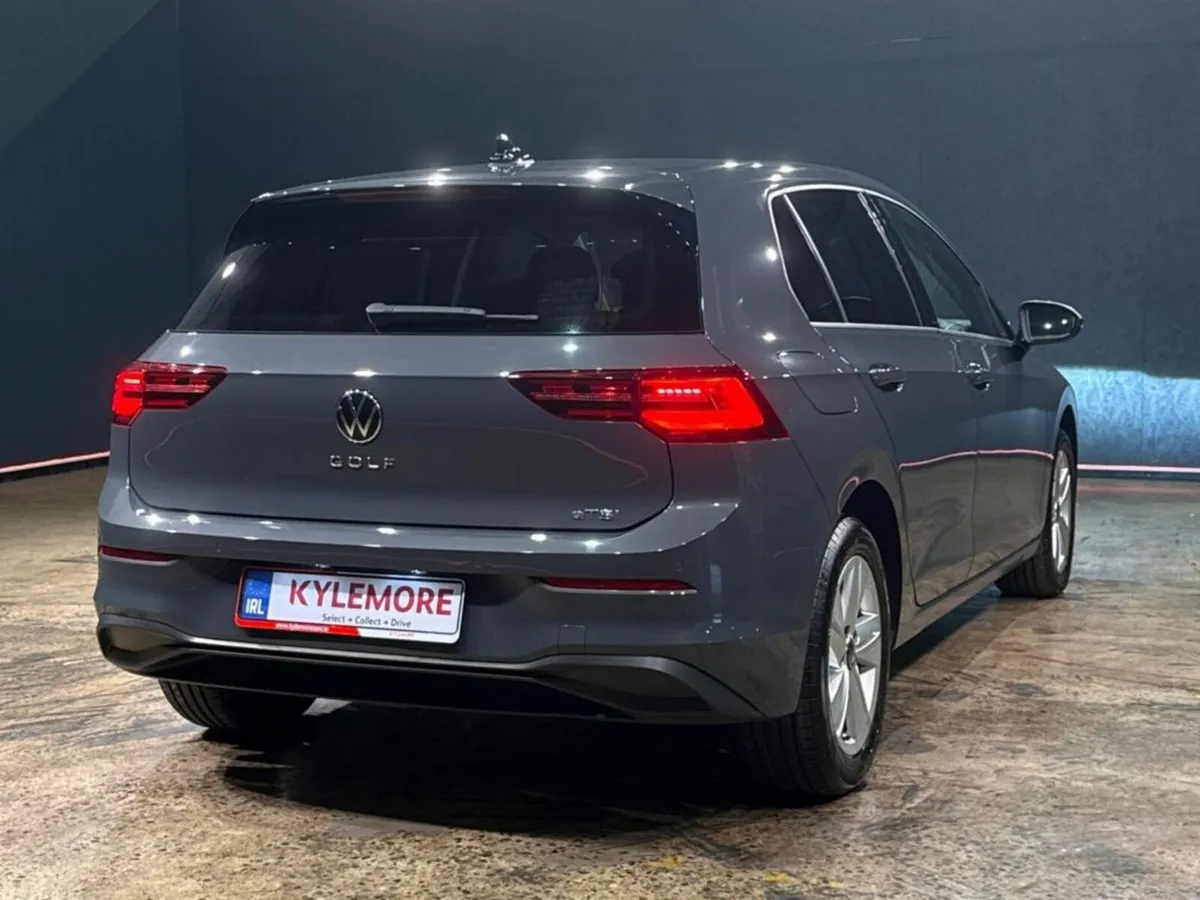 Volkswagen Golf 1.0 E-TSI - CRUISE CONTROL - REVER - Image 4