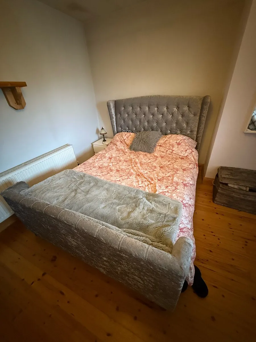 King size bed and mattress - Image 2