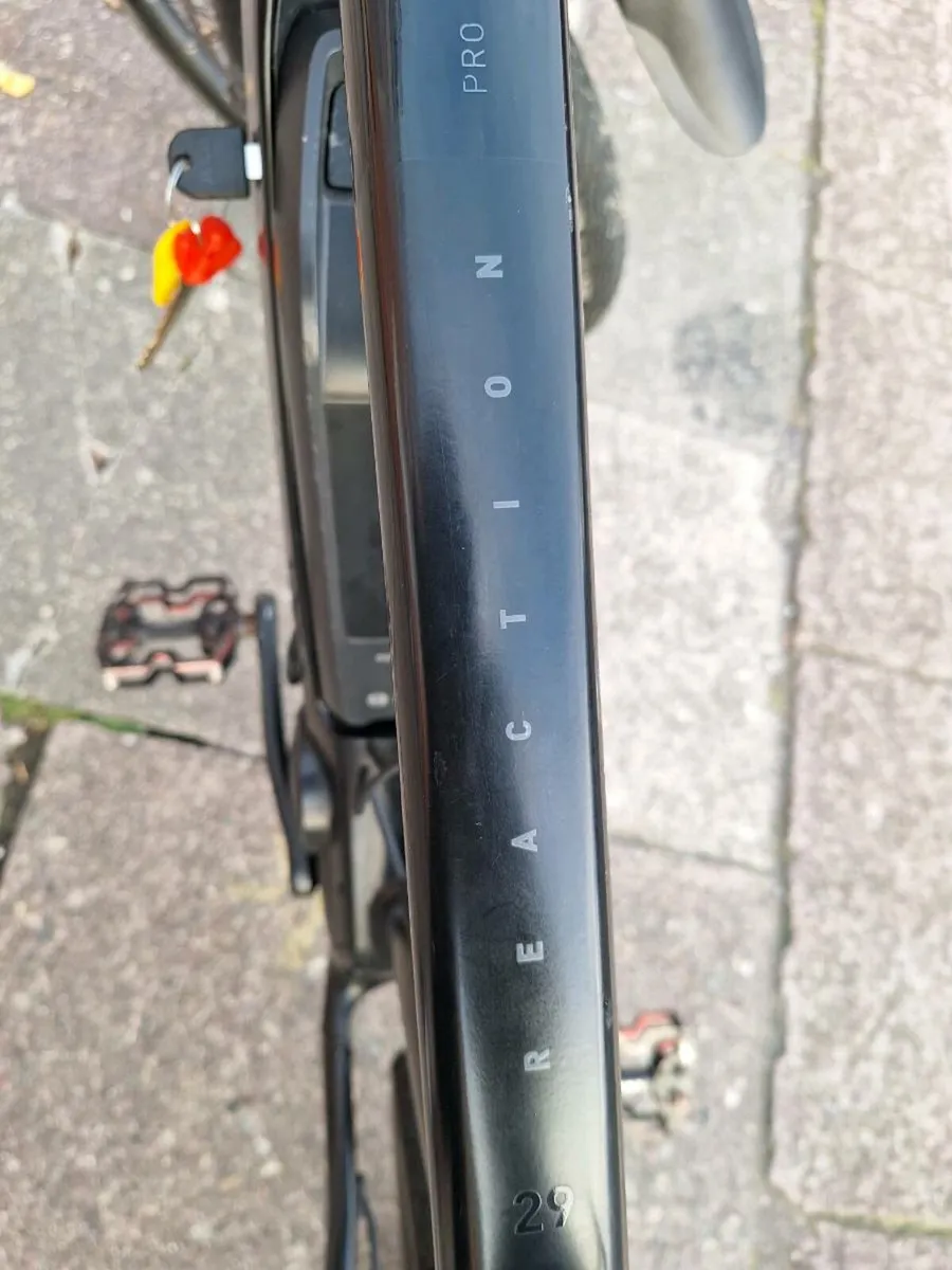 CUBE ELECTRIC BIKE - Image 4