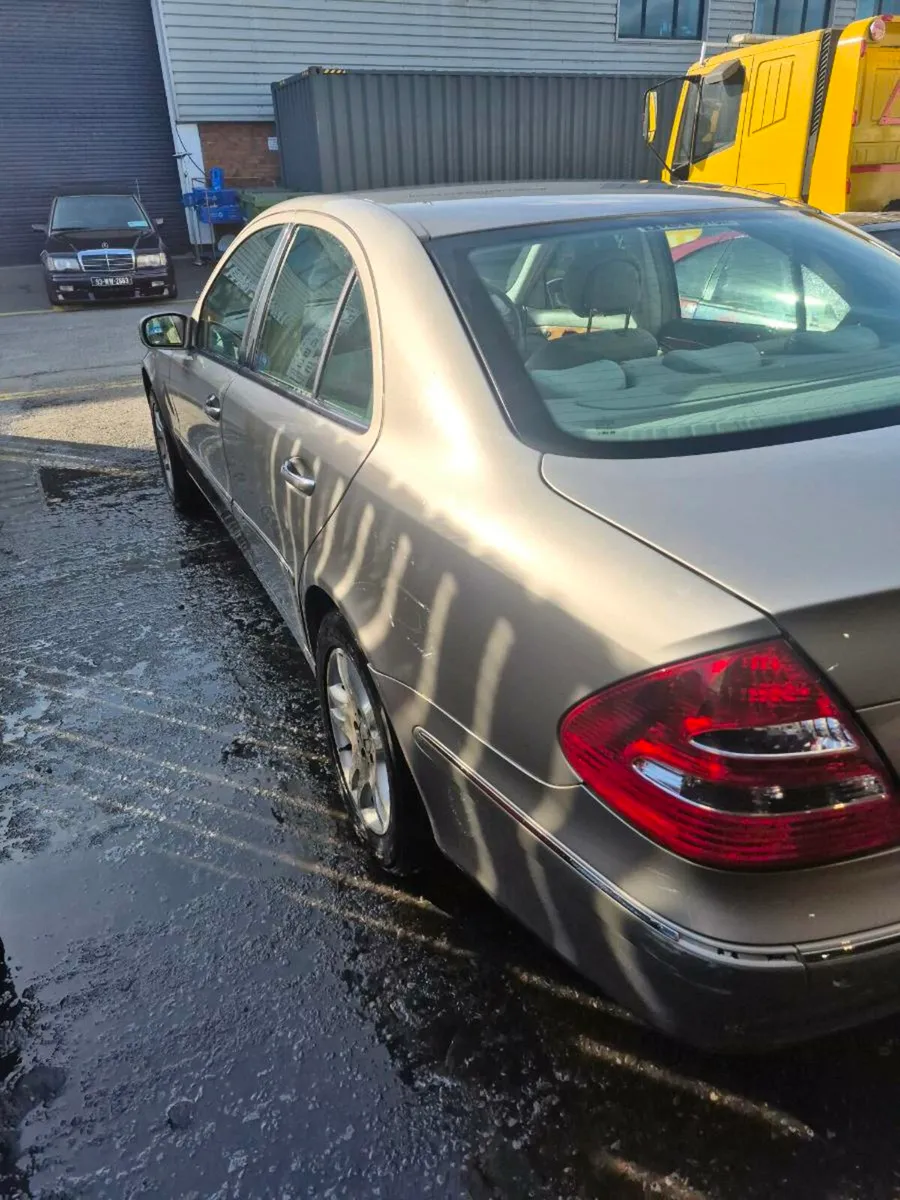 Mercedes E class - Image 3