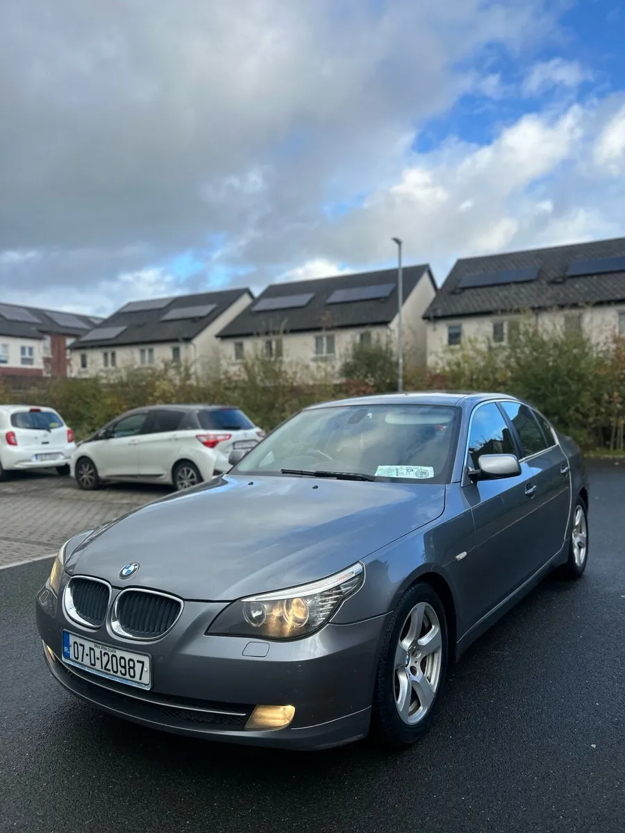 2007 BMW E60 - Image 2