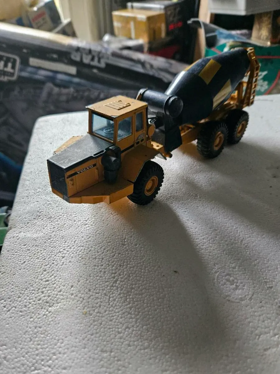 Corgi Siku Cement Mixer Truck - Image 2