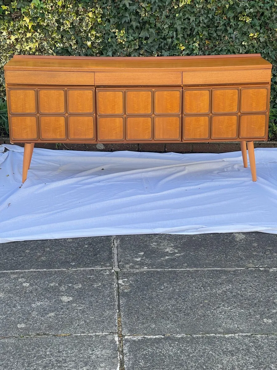 Mid century sideboard - Image 2
