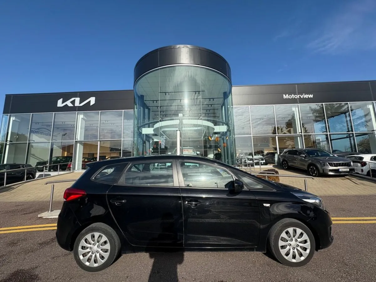 Kia Carens 1.7 Crdi 1 Ecodyn 7ST 5DR, Bluetooth, U - Image 1