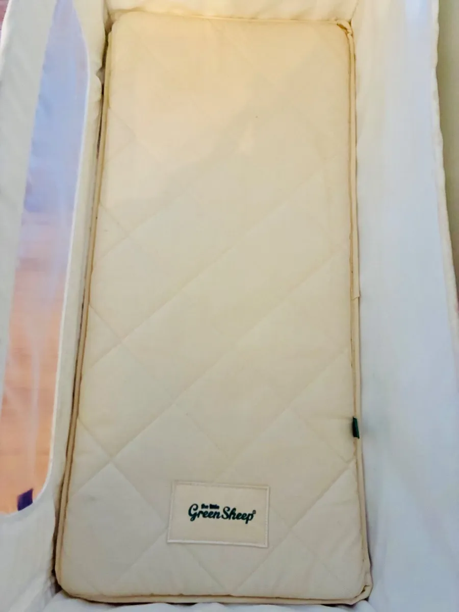 Snuzpod 2 Bedside Crib + Natural Mattress - Image 4