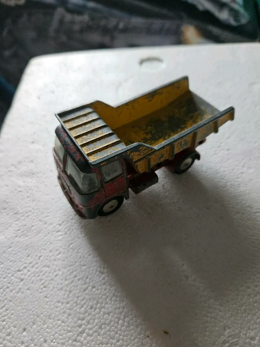 Corgi ERF Tipper Truck - Image 1