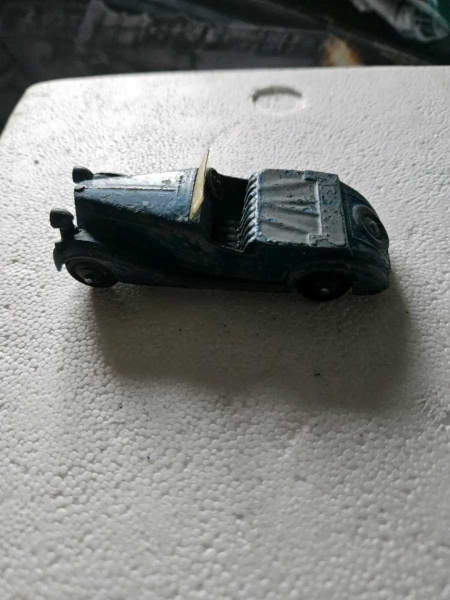 Dinky 1950's Car - Image 2