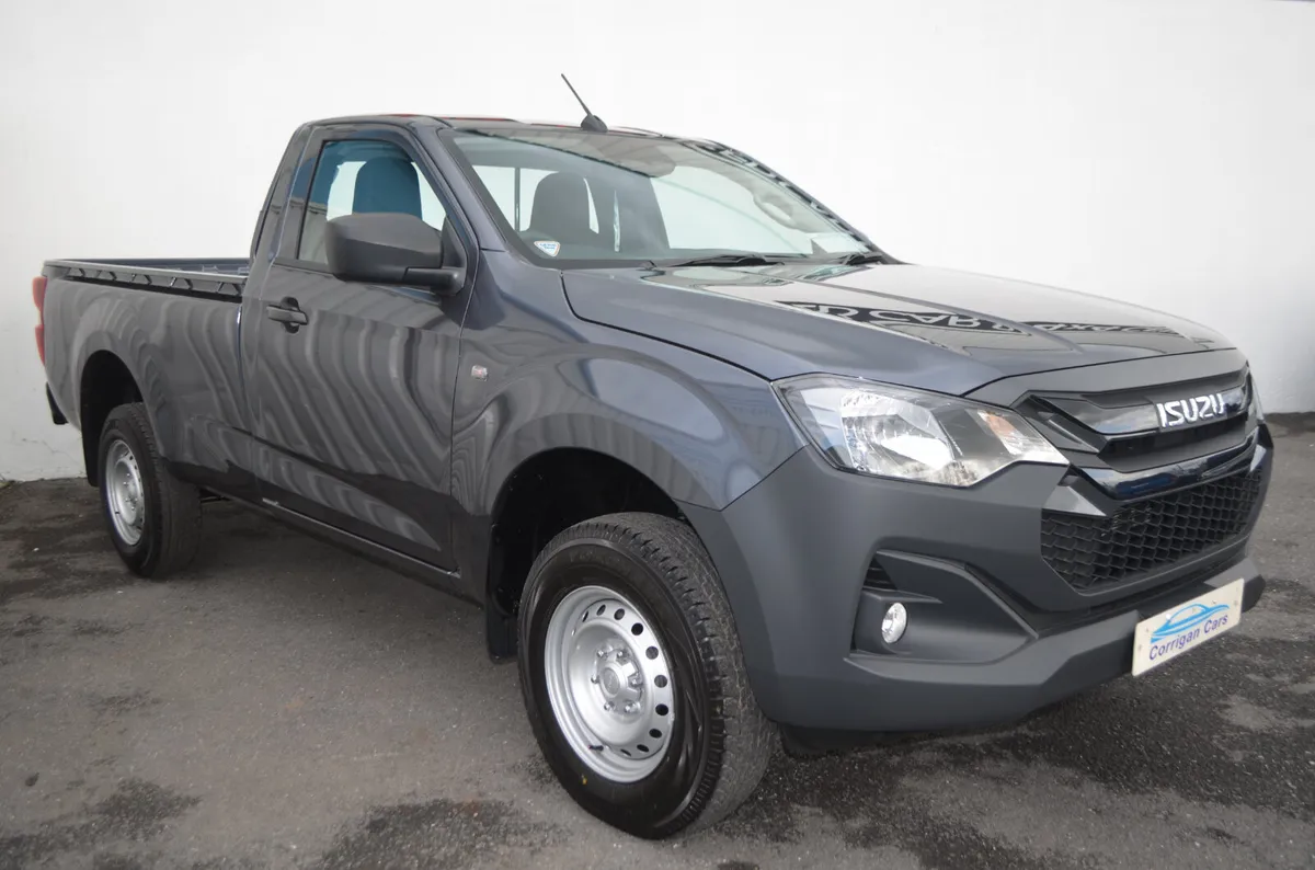 SINGLE CAB-NO BIK!!!PRICE EXCLUDES VAT - Image 2