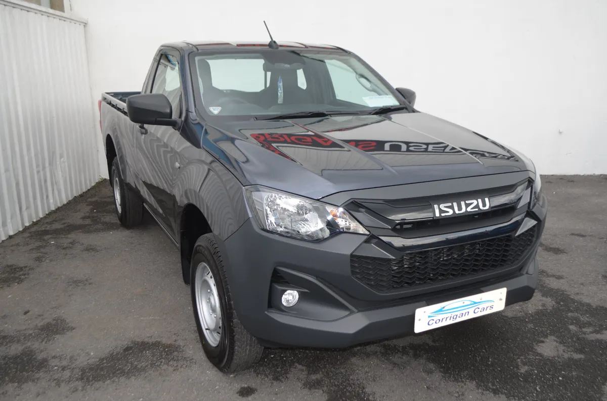 SINGLE CAB-NO BIK!!!PRICE EXCLUDES VAT - Image 3