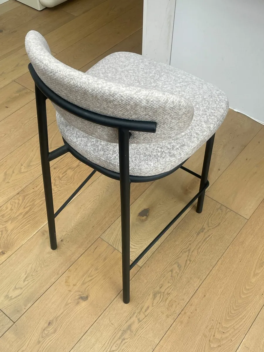 High Stools like new - Image 1