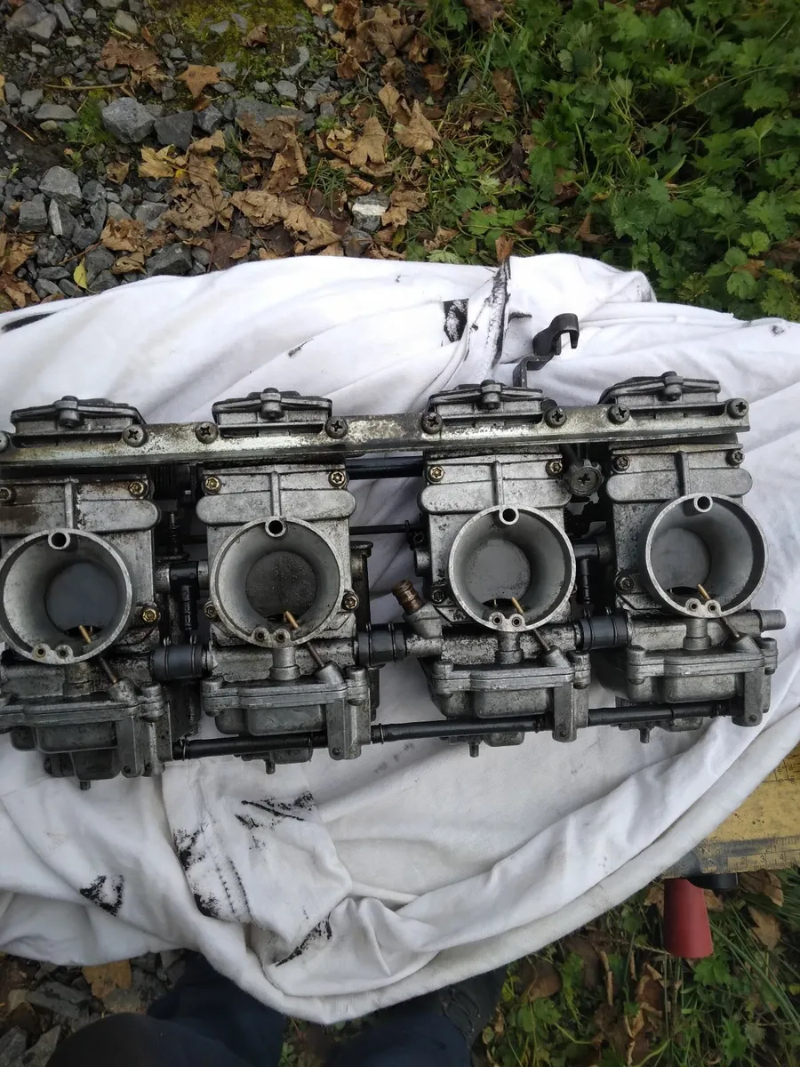 Gsxr 750 hypersport flatslide carbs and slingshot - Image 3