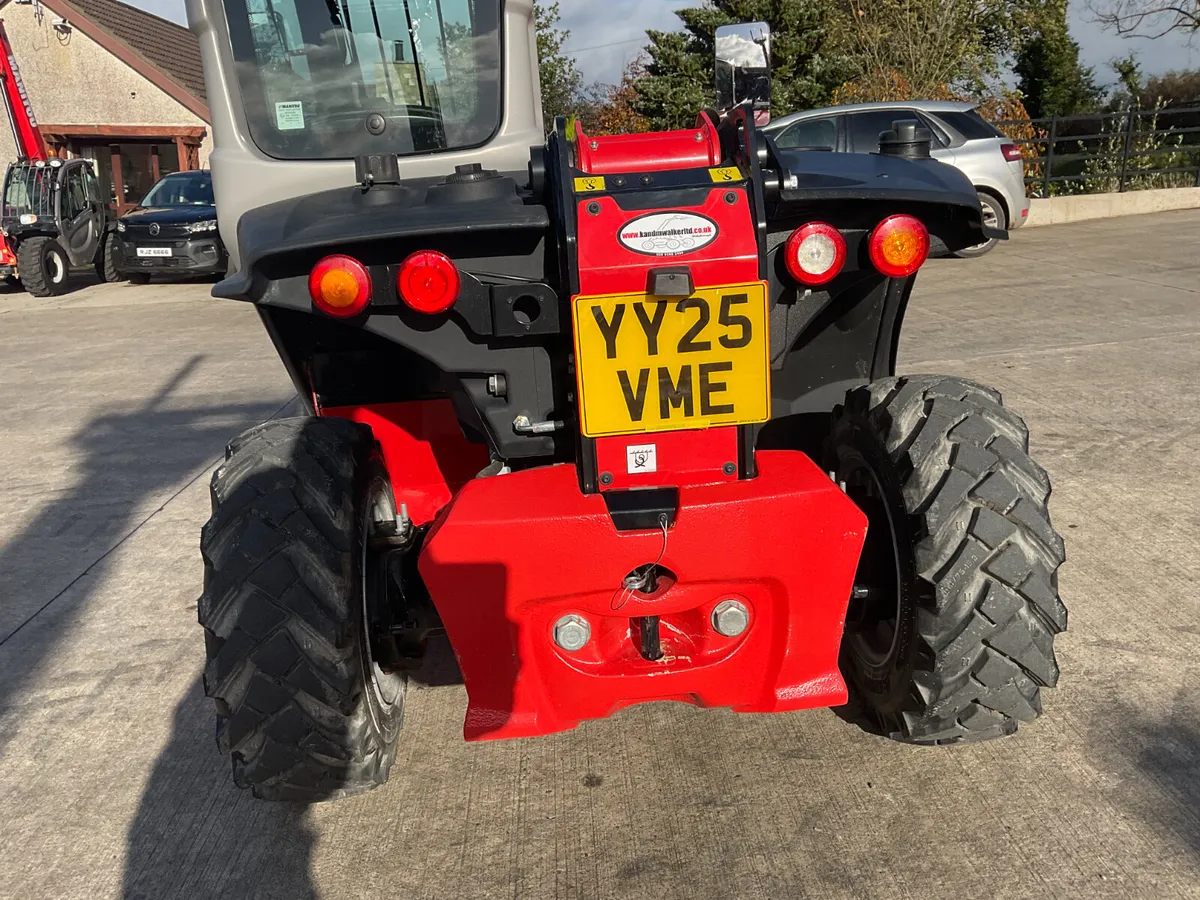 Manitou ULM 412H - Nearly New - Pristine Condition - Image 4