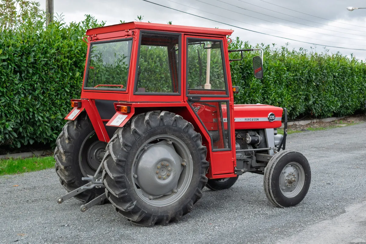 Massey Ferguson 135 1971 - Image 3