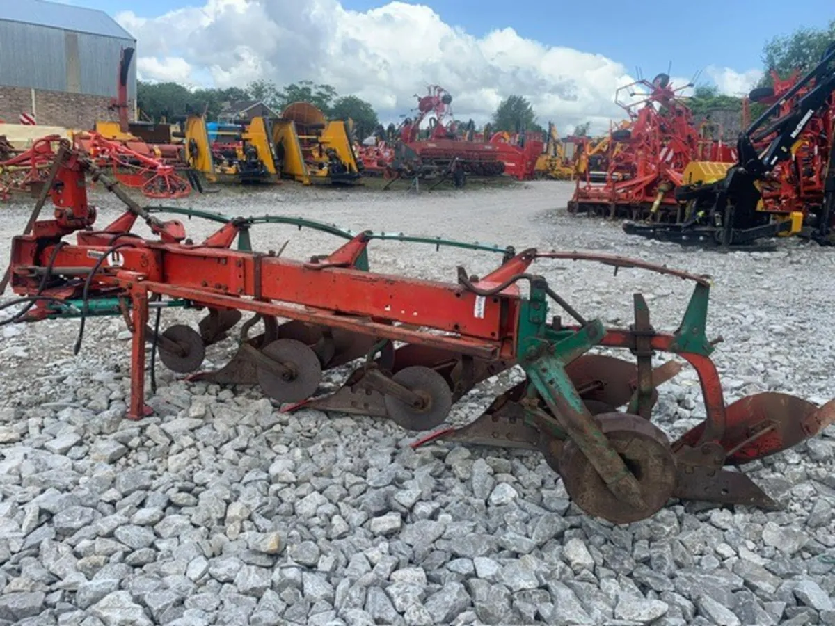 KVERNELAND 4F AD VARI WIDTH - Image 3