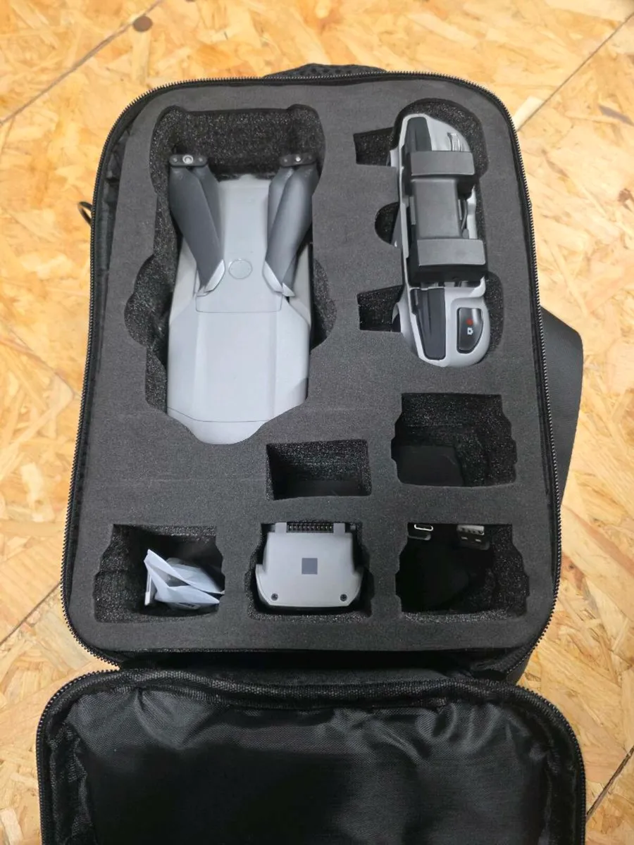 DJI Mavic Air 2 like new in box - Image 3