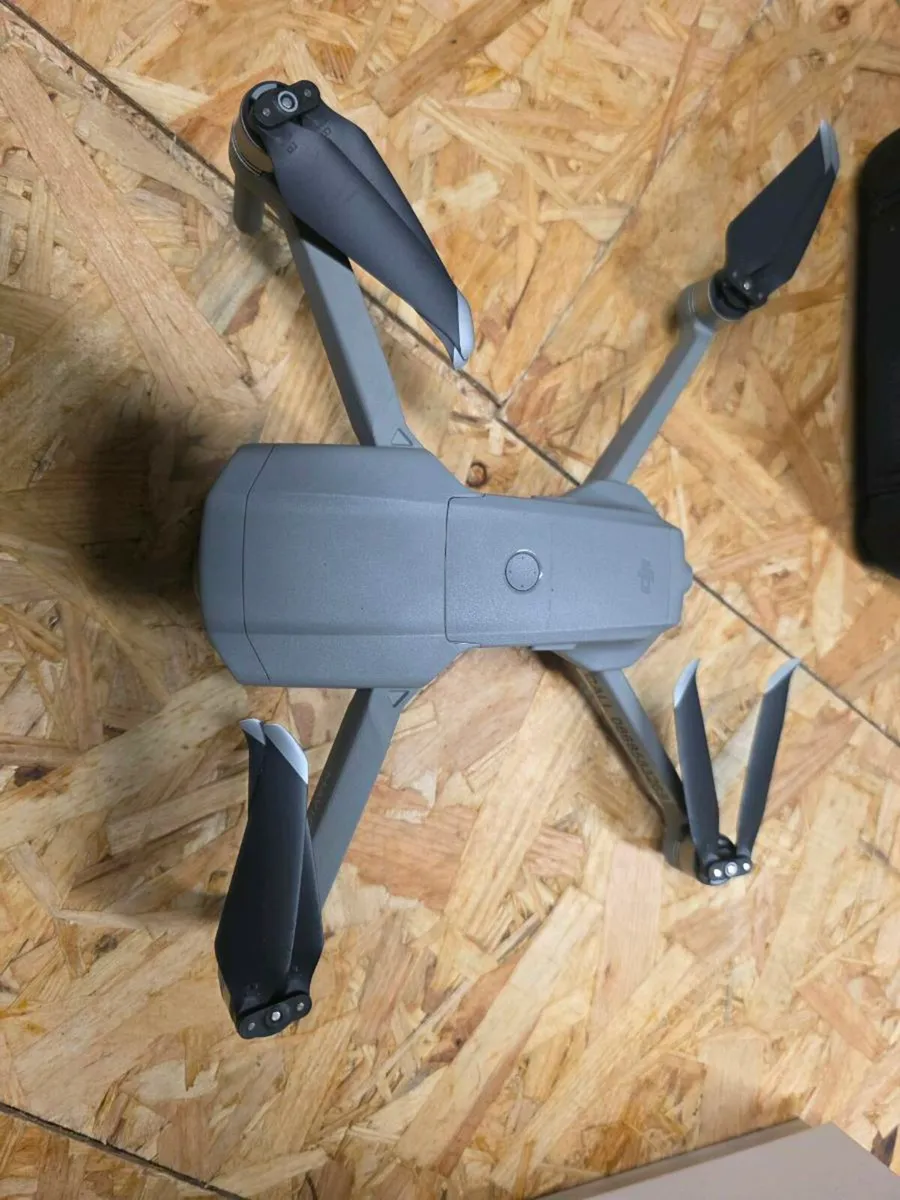 DJI Mavic Air 2 like new in box - Image 4