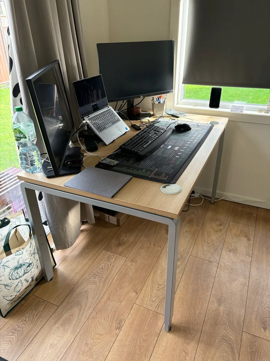 Office desk & chair - Image 2