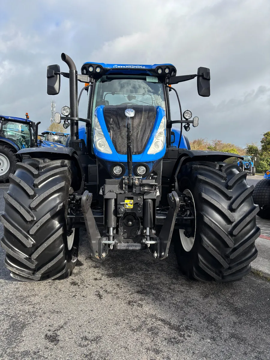 New Holland T7.260 Auto Command-129hrs - Image 3