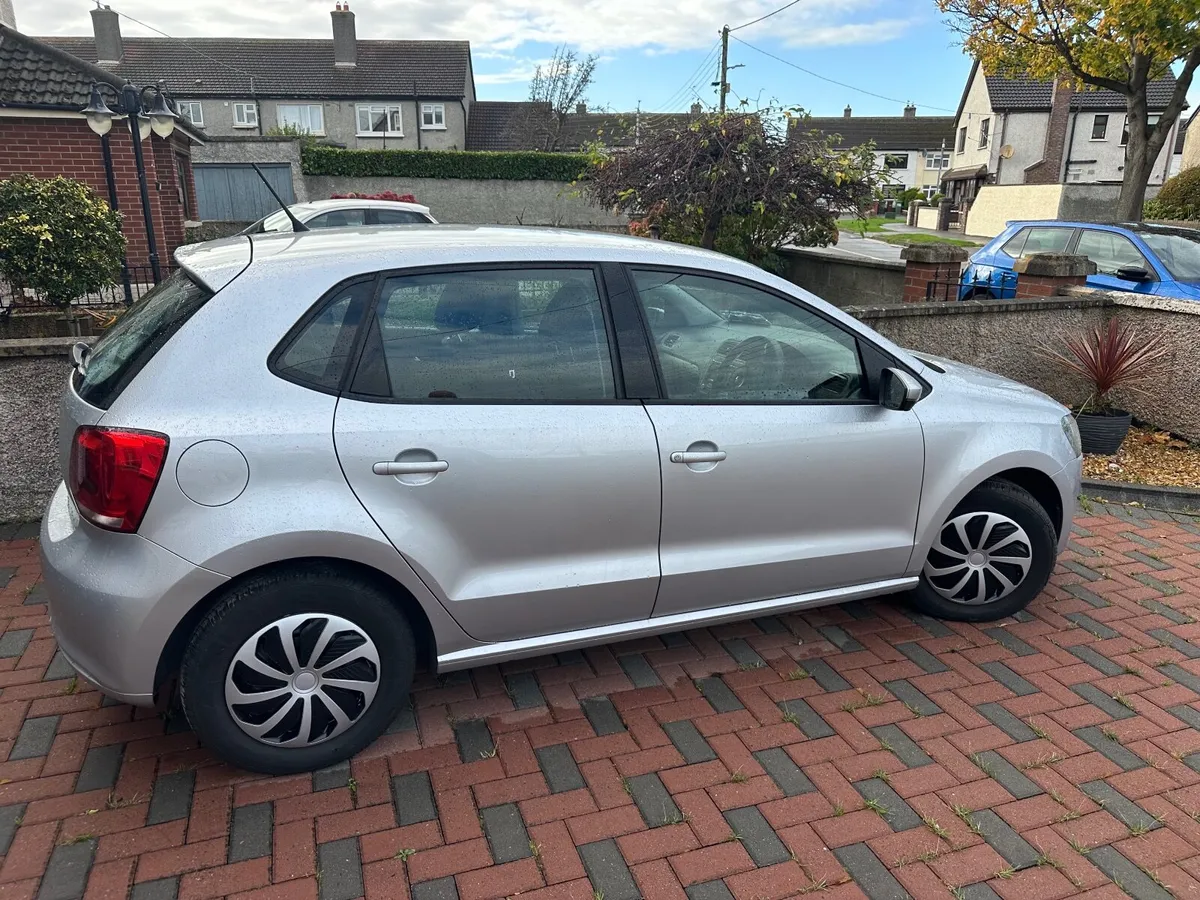 Volkswagen Polo 2011 - Image 4
