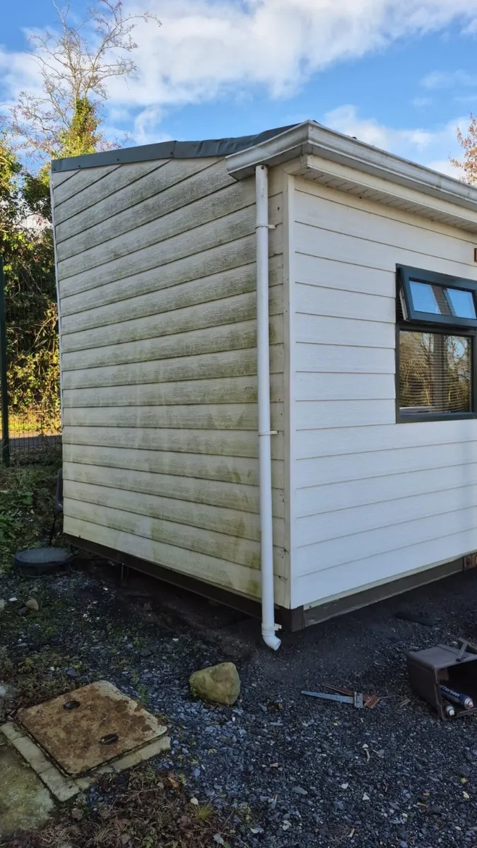 25 x 10 modular /wooden office - Image 2