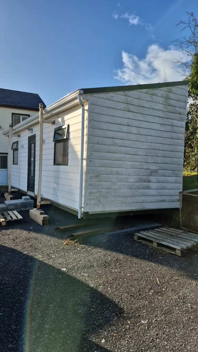 25 x 10 modular /wooden office - Image 3